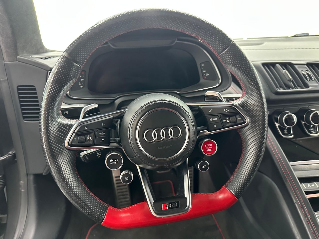 Audi R8 5.2 FSI V10 plus 610CV quattro S tronic - 91.000Km - Foto 2 