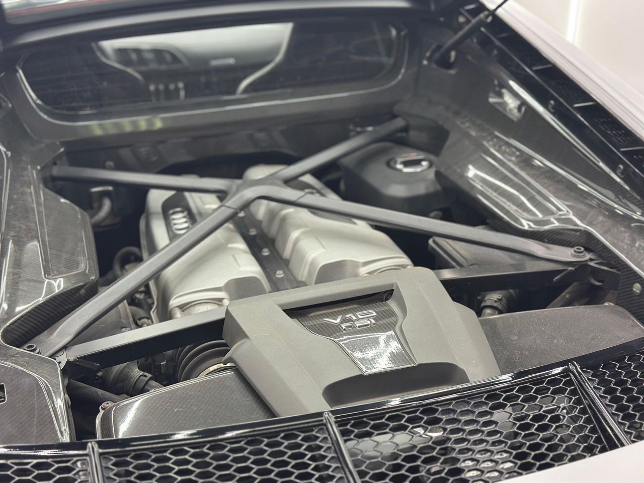 Audi R8 5.2 FSI V10 plus 610CV quattro S tronic - 91.000Km - Foto 2 