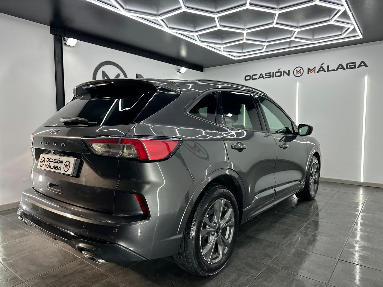 Ford Kuga ST-Line X 1.5T EcoBoost 120Cv Nacional - 99.000KM - Foto 2 