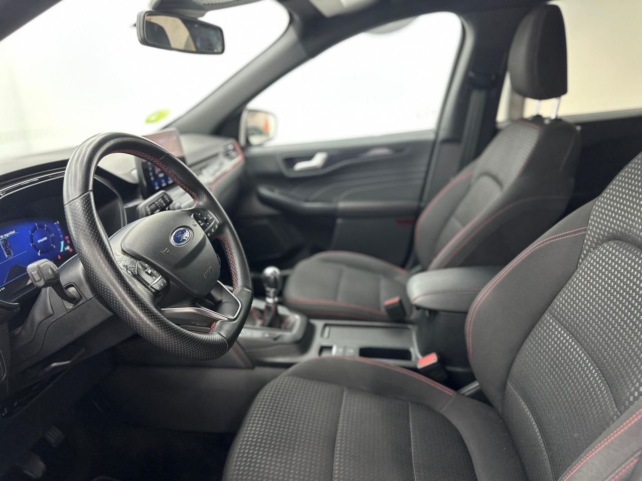 Ford Kuga ST-Line X 1.5T EcoBoost 120Cv Nacional - 99.000KM - Foto 2 