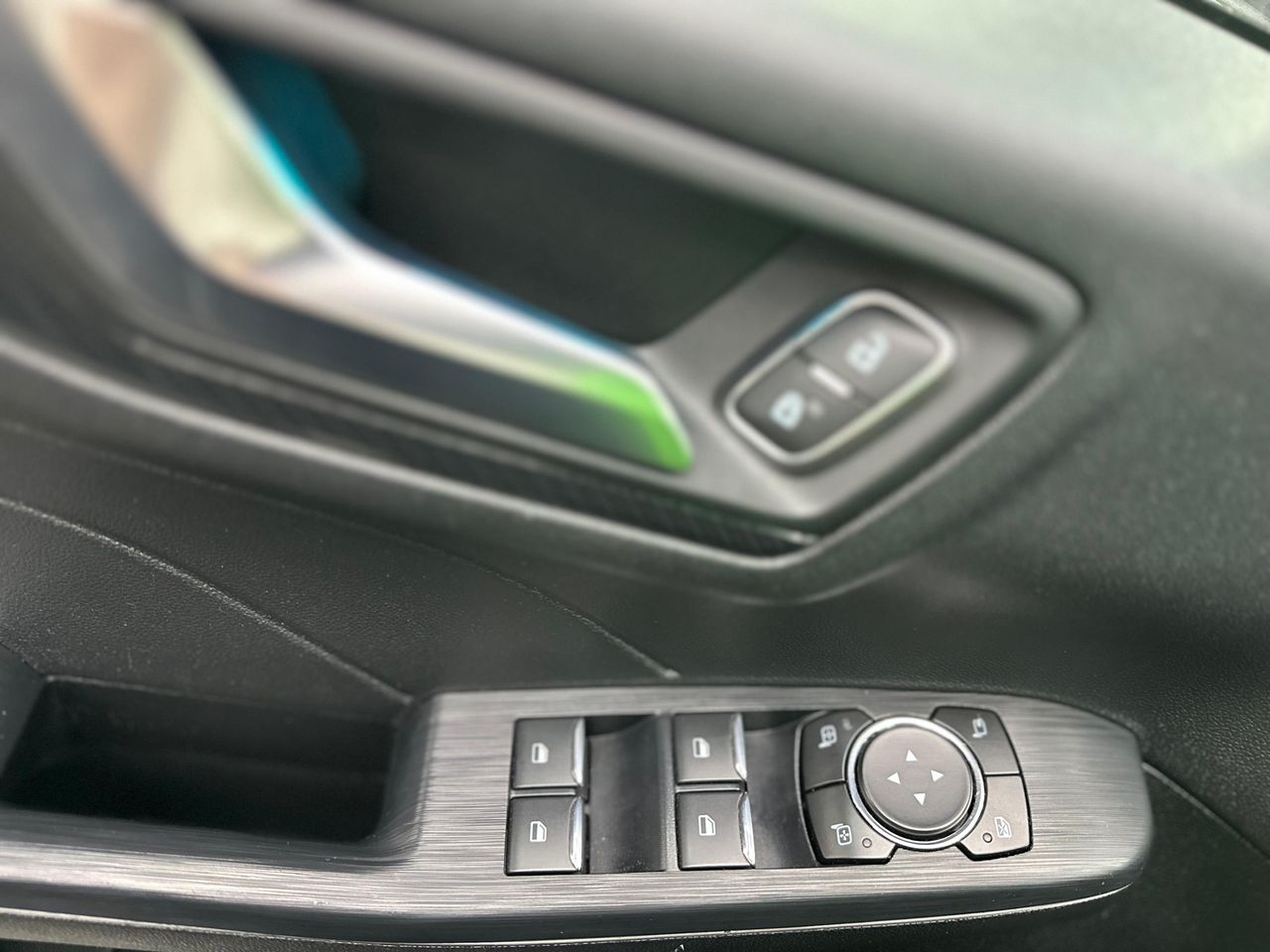 Ford Kuga ST-Line X 1.5T EcoBoost 120Cv Nacional - 99.000KM - Foto 2 