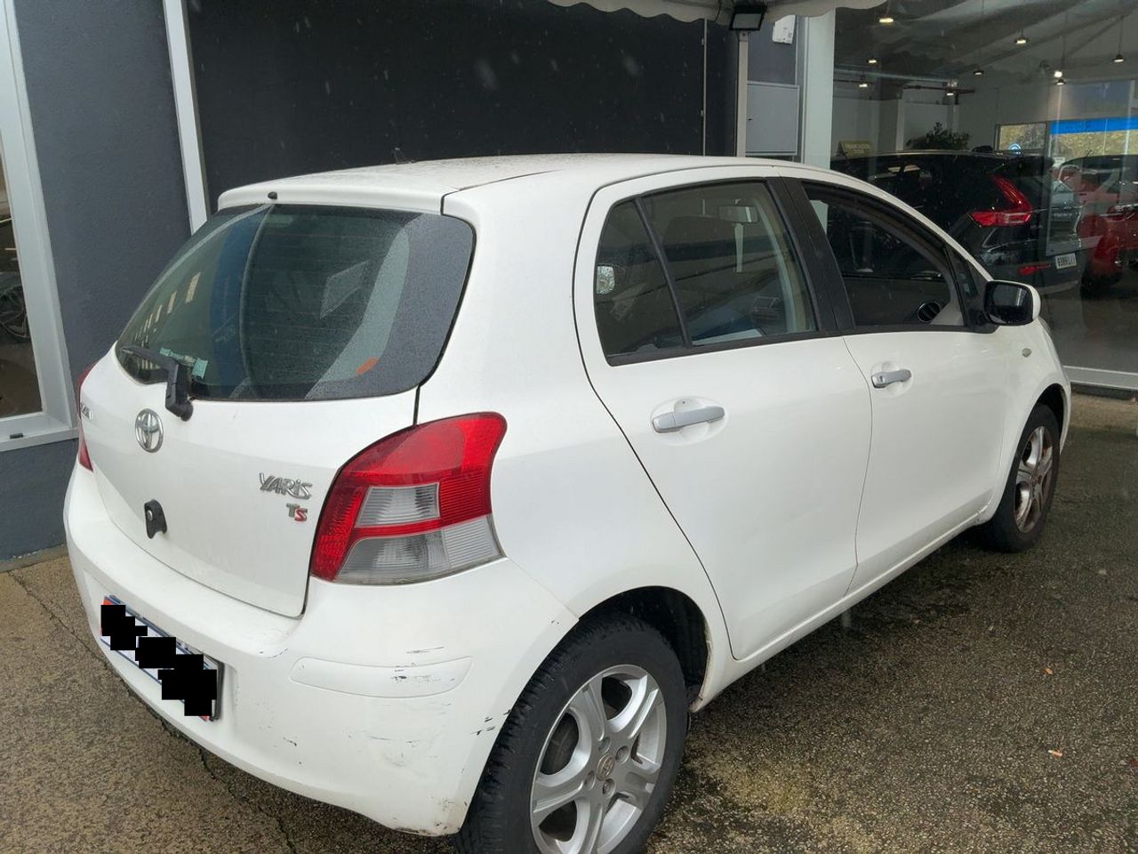 Toyota Yaris 1.0 VVT-I Live Nacional 70Cv + Libro - 165.000Km - Foto 2 