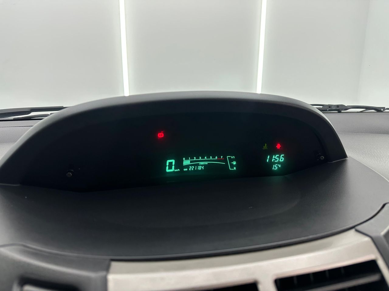 Toyota Yaris 1.0 VVT-I Active 70Cv Nacional - Foto 2 