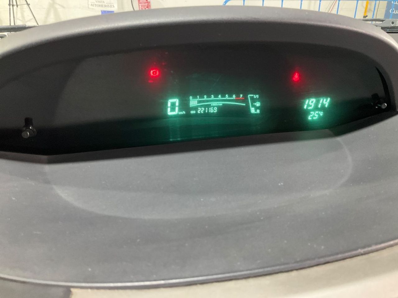 Toyota Yaris 1.0 VVT-I Active 70Cv Nacional - Foto 2 