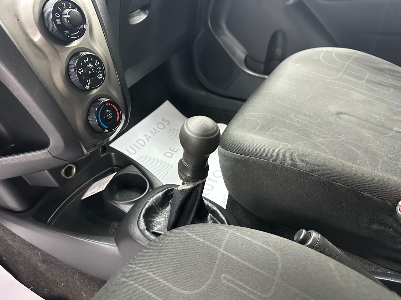 Toyota Yaris 1.0 VVT-I Active 70Cv Nacional - Foto 2 