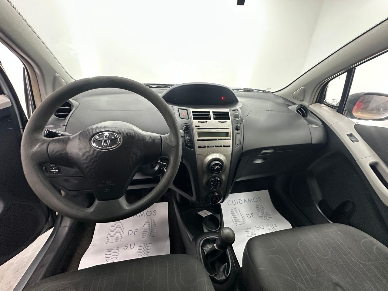 Toyota Yaris 1.0 VVT-I Active 70Cv Nacional - Foto 2 