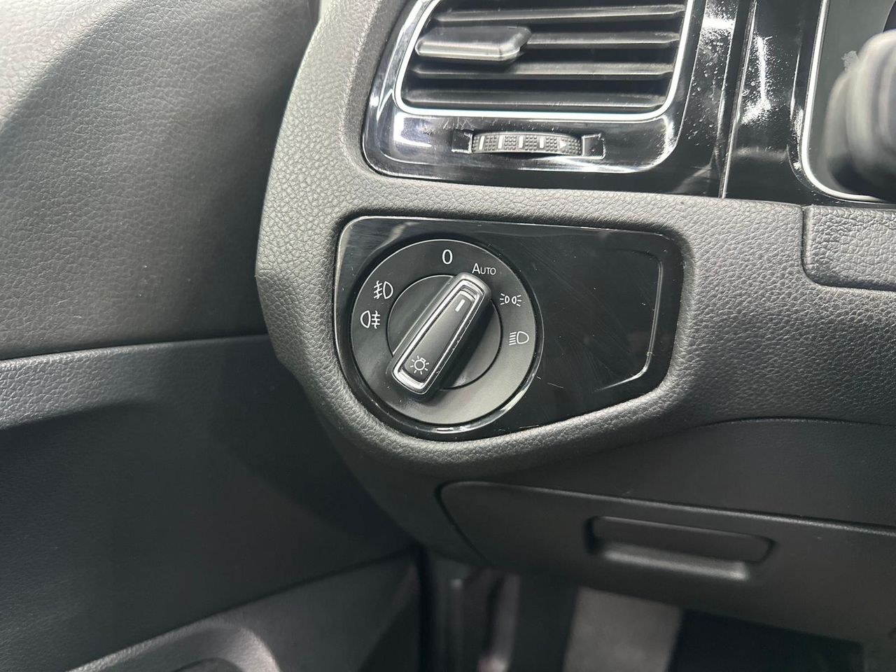 Volkswagen Golf GTD 2.0 TDI 135kW (184CV) DSG 7.5 Cuadro digital - Foto 2 