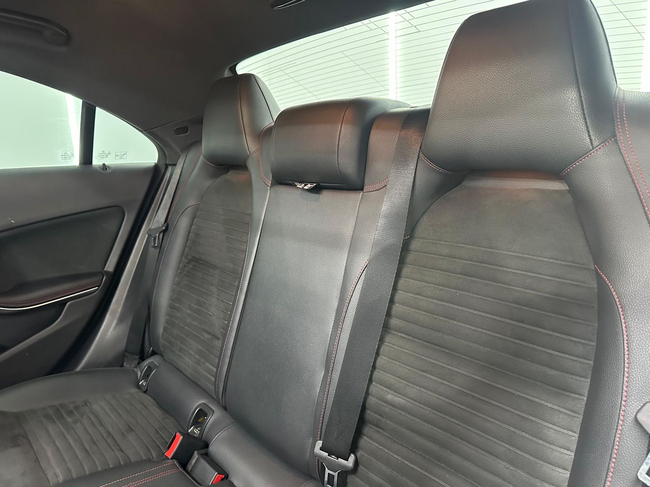 Mercedes Clase CLA CLA 200 d AMG Line + Techo solar - 84.000Km Certificados - Foto 2 