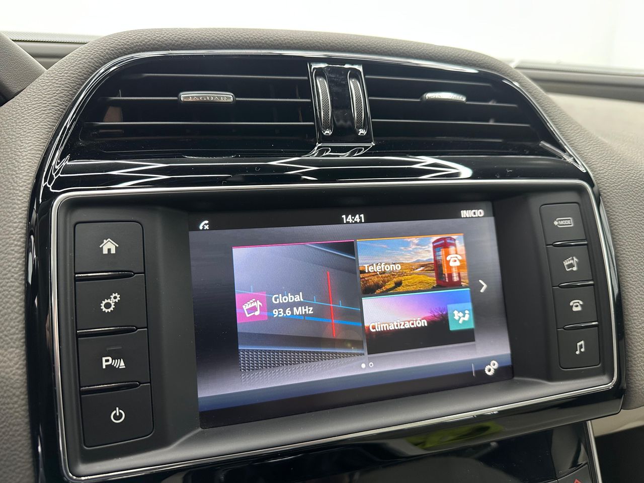 Jaguar XE 2.0 AJ200D Diesel RWD 180cv Portfolio Nacional - 84.000Km - Foto 2 