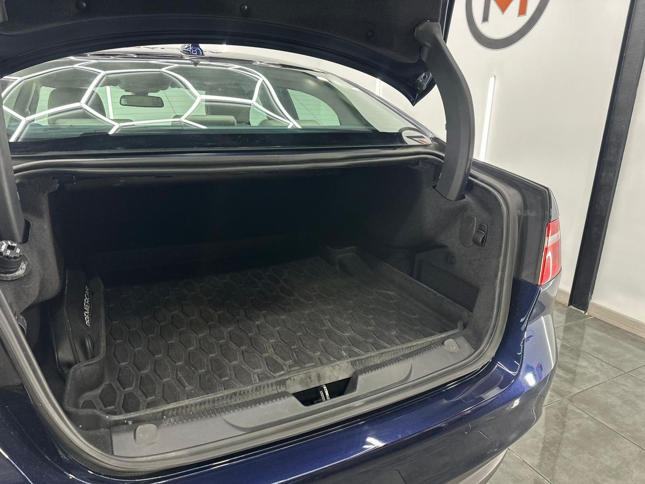 Jaguar XE 2.0 AJ200D Diesel RWD 180cv Portfolio Nacional - 84.000Km - Foto 2 