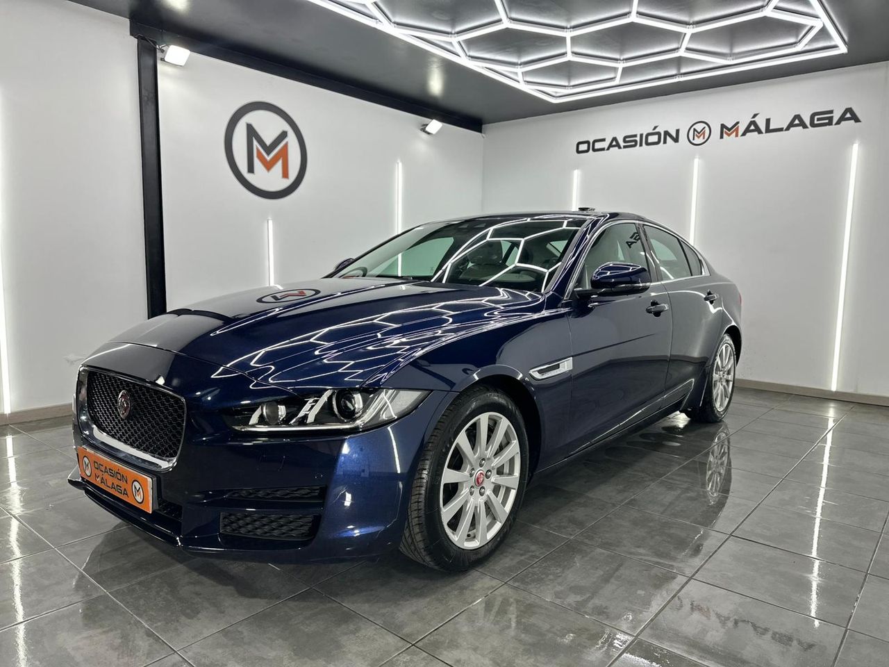 Jaguar XE 2.0 AJ200D Diesel RWD 180cv Portfolio Nacional - 84.000Km - Foto 2 