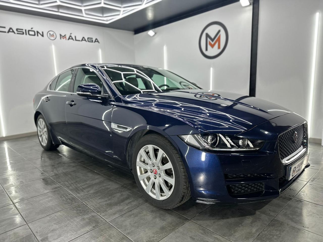 Jaguar XE 2.0 AJ200D Diesel RWD 180cv Portfolio Nacional - 84.000Km - Foto 2 