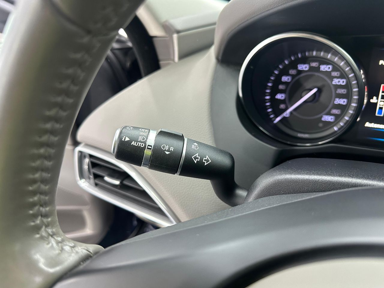 Jaguar XE 2.0 AJ200D Diesel RWD 180cv Portfolio Nacional - 84.000Km - Foto 2 