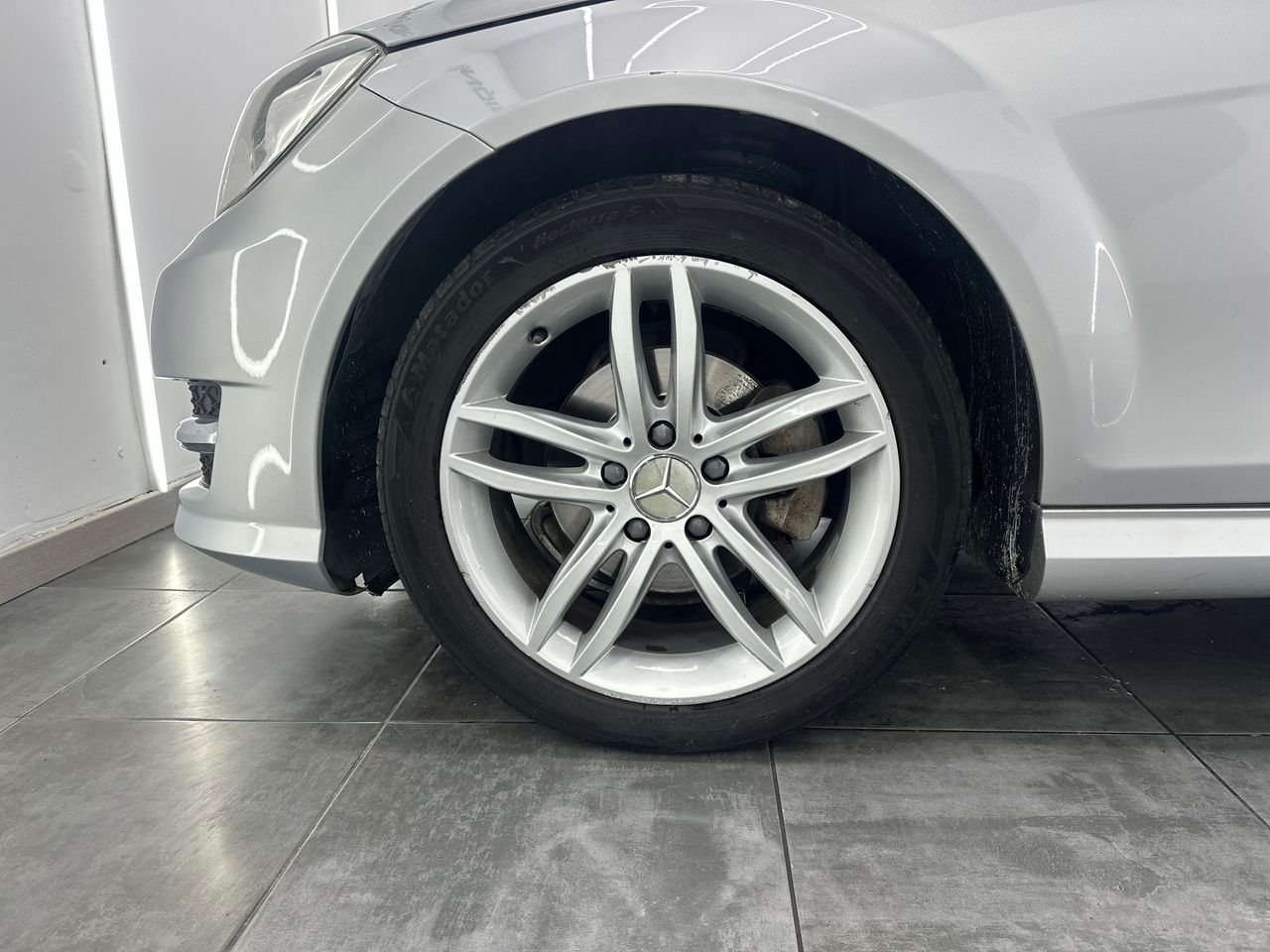 Mercedes Clase C C 200 CDI Blue Efficiency Estate 136Cv Automatic - 219.000Km - Foto 2 