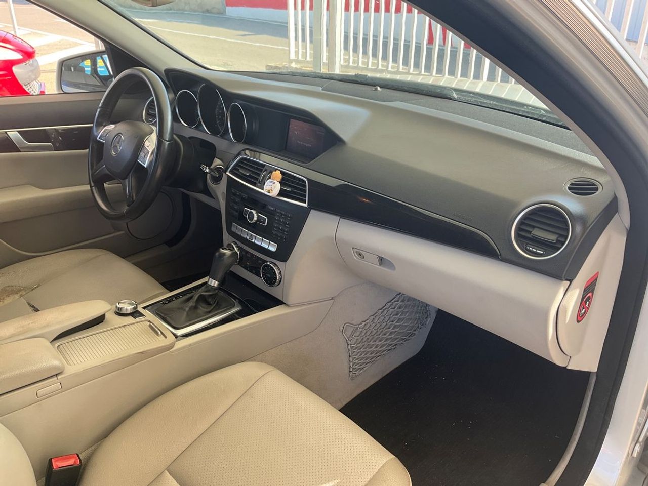 Mercedes Clase C C 200 CDI Blue Effic. Elegance Estate 136Cv - 219.000Km - Foto 2 