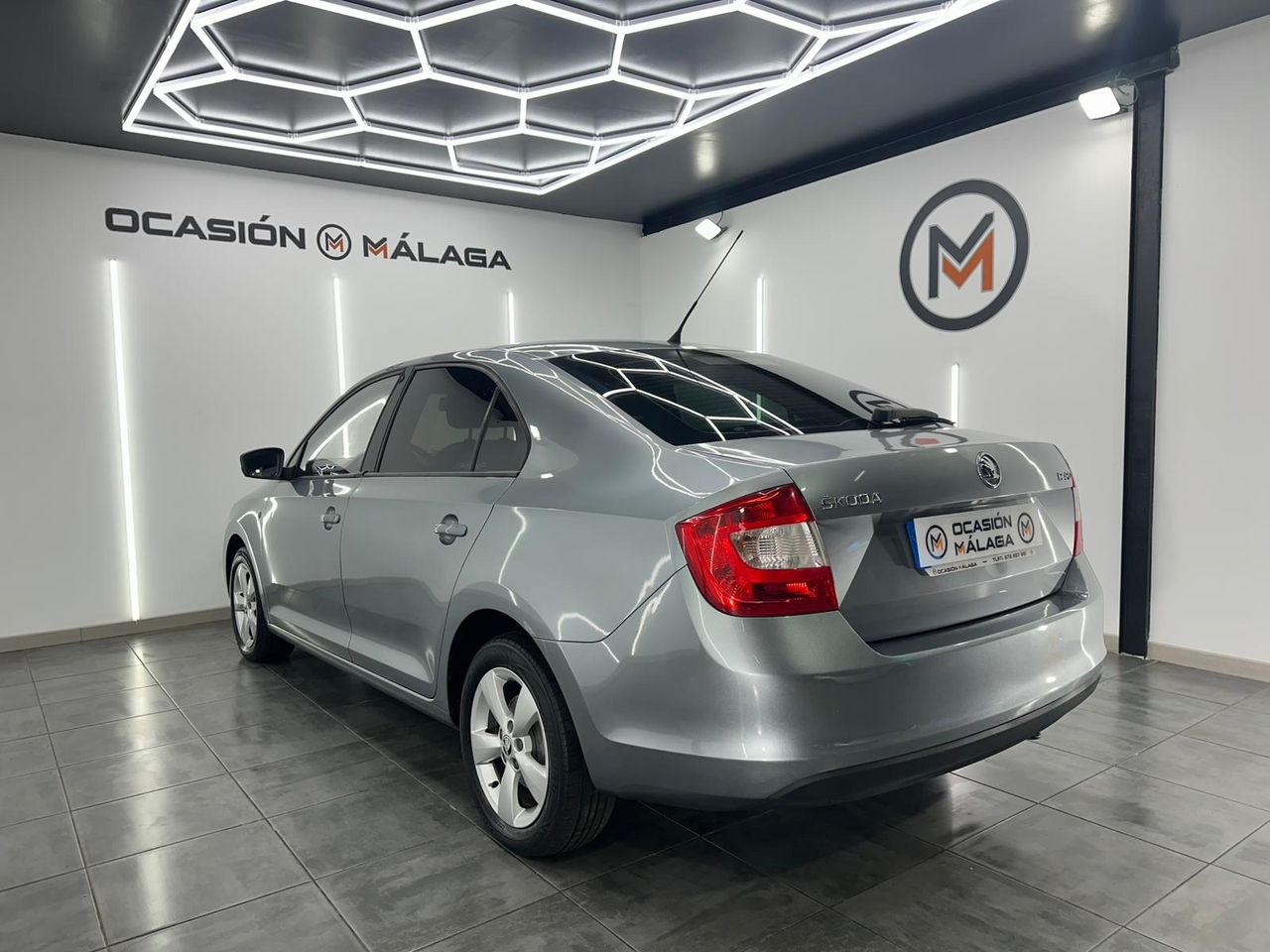 Skoda Rapid 1.2 MPI 75cv Active Nacional - 183.000Km - Foto 2 
