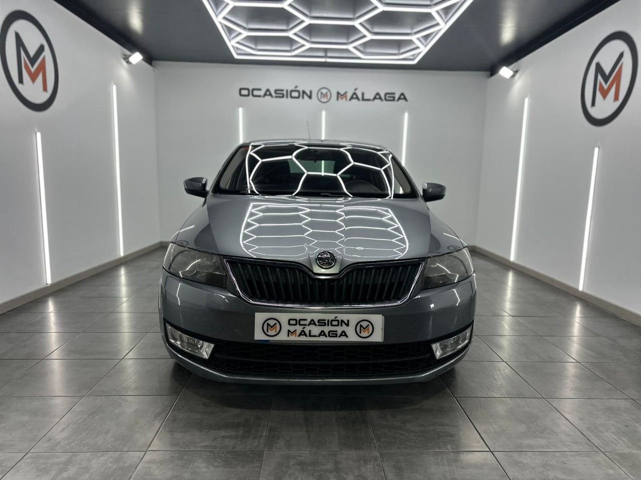 Skoda Rapid 1.2 MPI 75cv Active Nacional - 183.000Km - Foto 2 