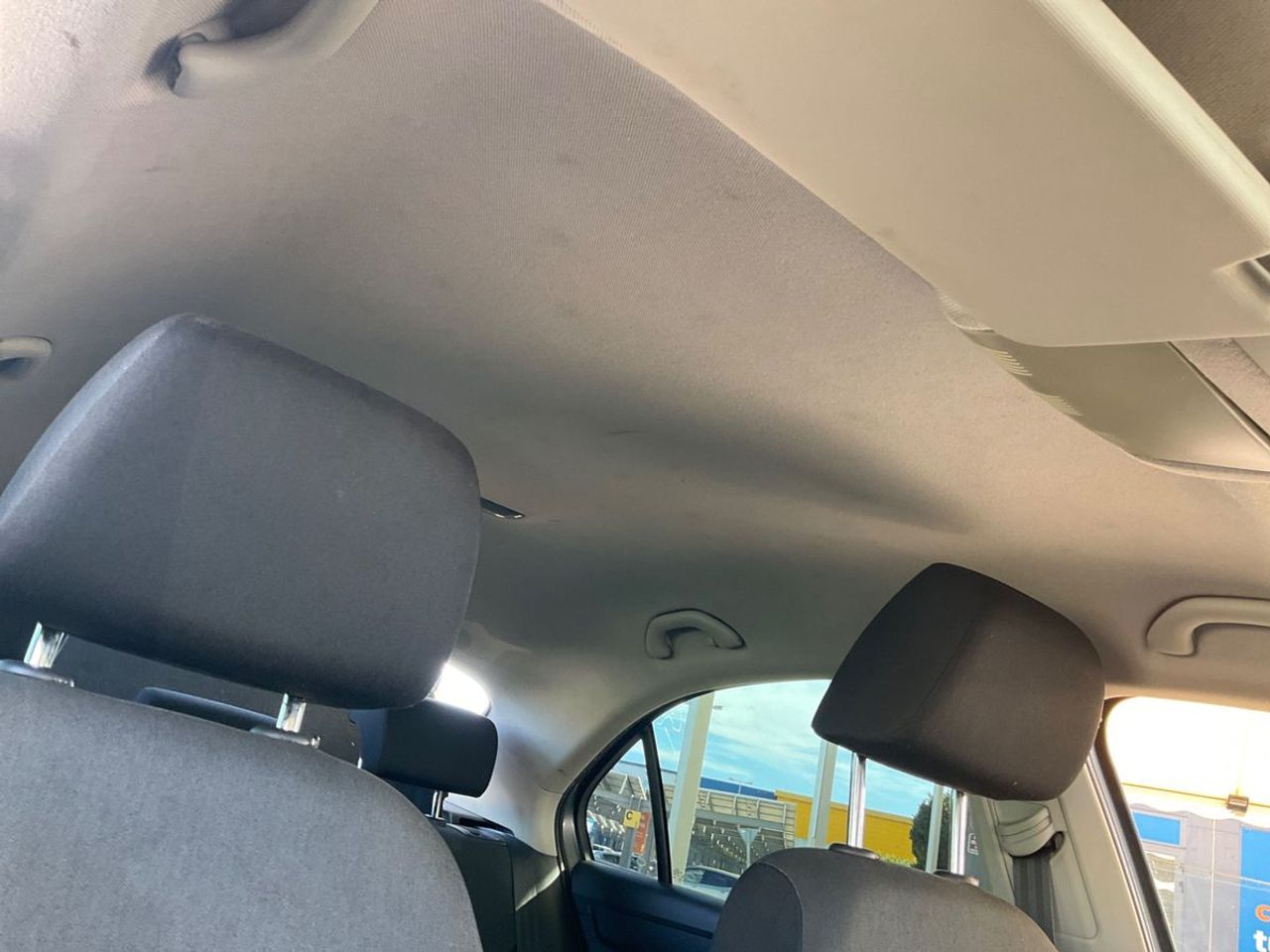 Skoda Rapid 1.2 MPI 75cv Active Nacional - 183.000Km - Foto 2 