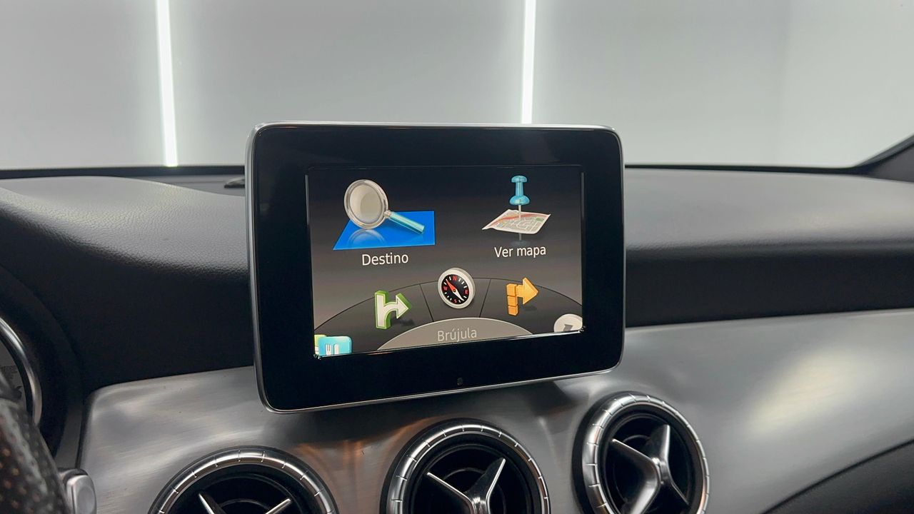 Mercedes Clase CLA CLA 200 d AMG Line 136Cv - 175.000Km - Foto 2 