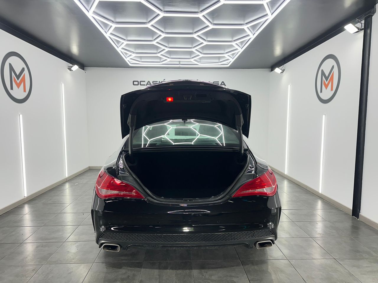 Mercedes Clase CLA CLA 200 d AMG Line 136Cv - 175.000Km - Foto 2 