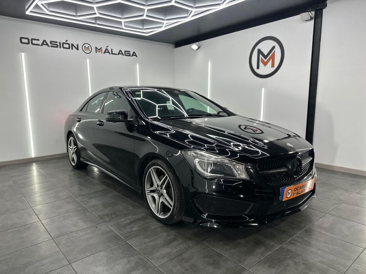 Mercedes Clase CLA CLA 200 d AMG Line 136Cv - 175.000Km - Foto 2 