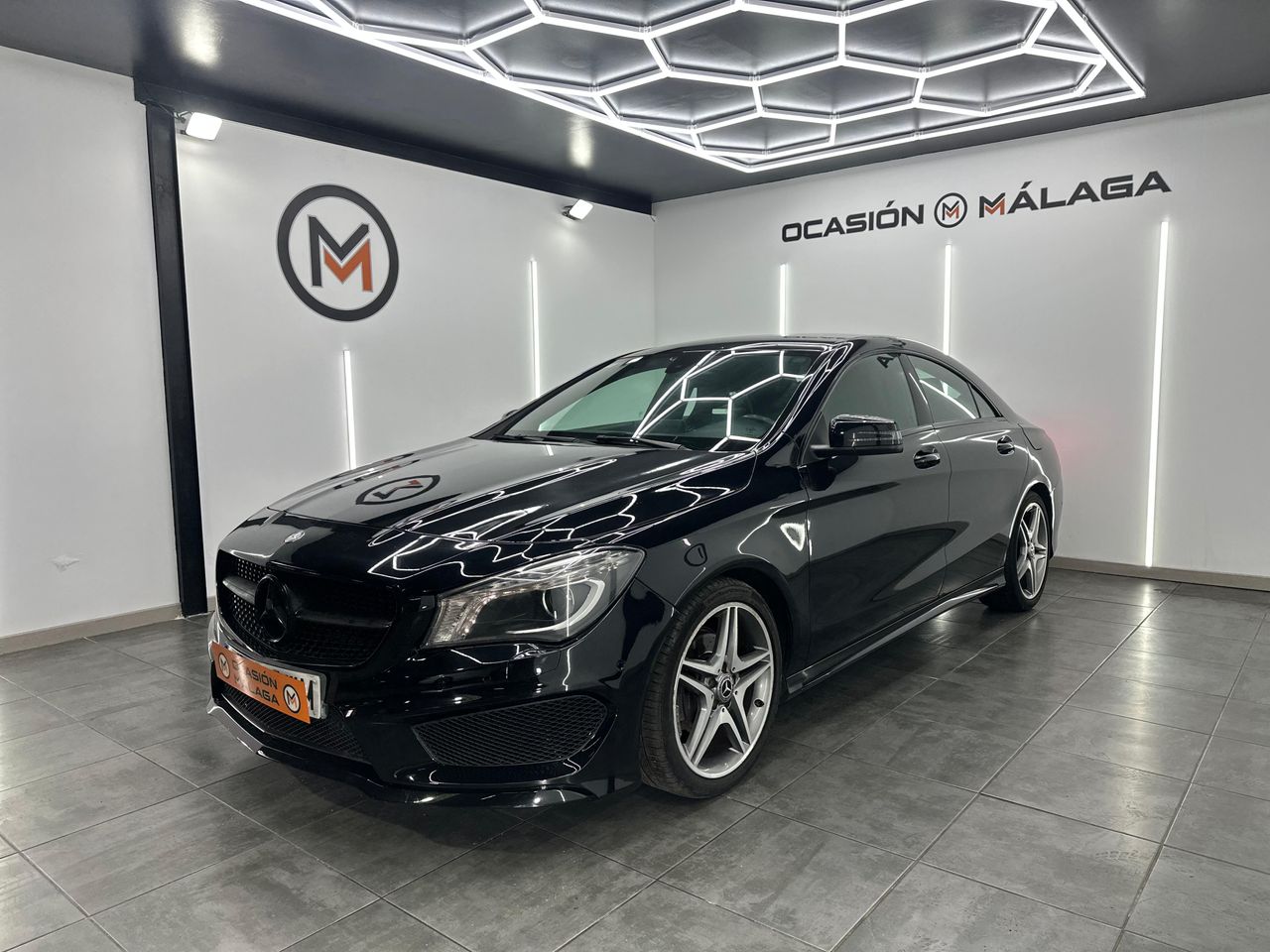 Mercedes Clase CLA CLA 200 d AMG Line 136Cv - 175.000Km - Foto 2 