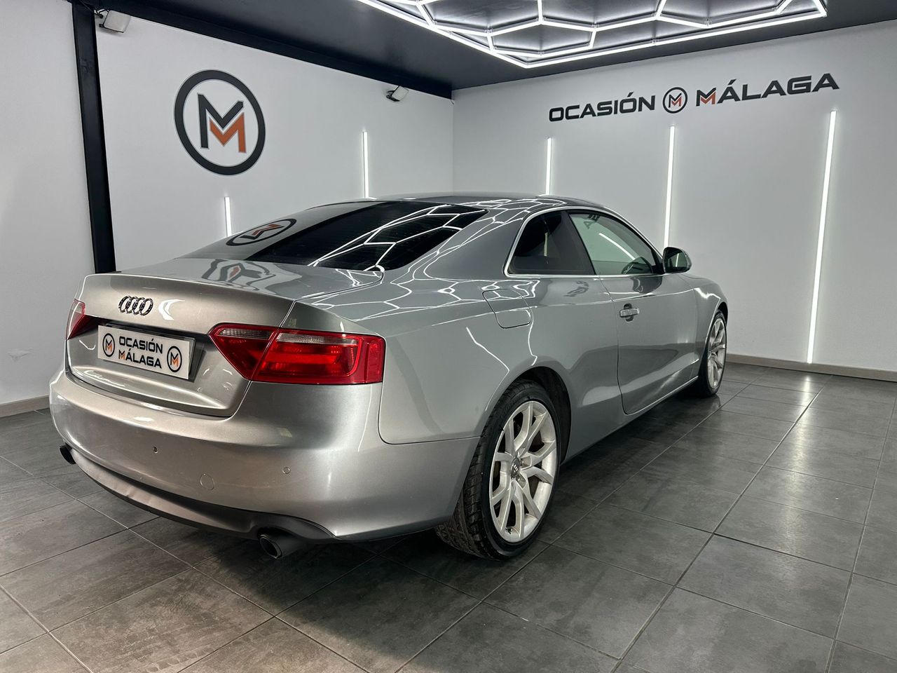 Audi A5 2.7 TDI 190cv DPF multitronic Nacional con Sonido Activo Pantalla 12