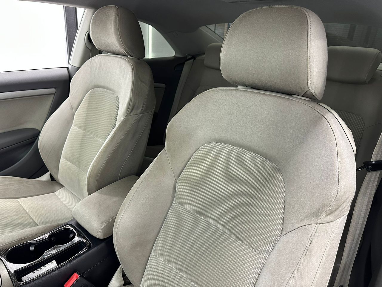 Audi A5 2.7 TDI 190cv DPF multitronic Nacional con Sonido Activo Pantalla 12