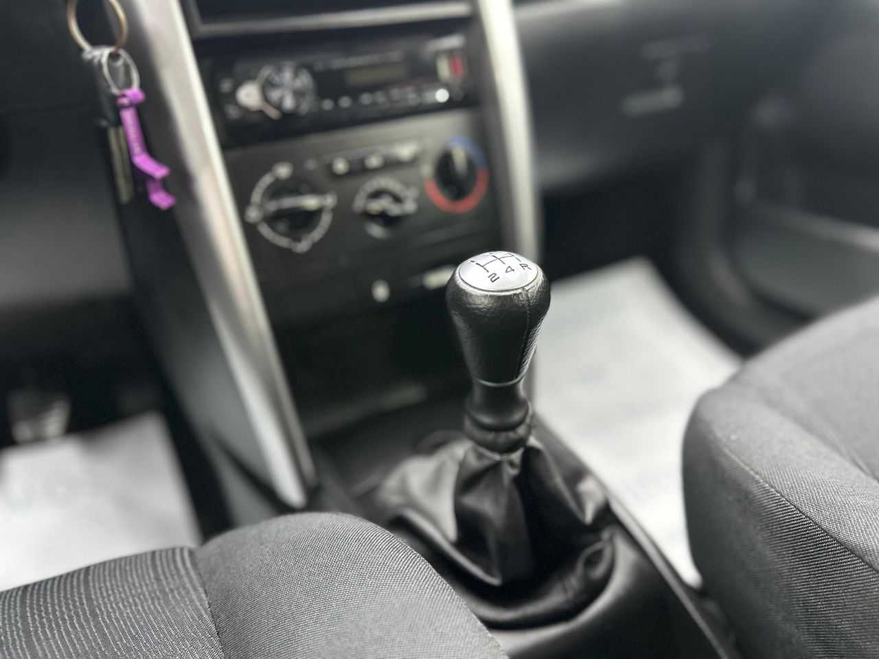 Peugeot 207 Confort 1.4 HDI 70 - Foto 2 