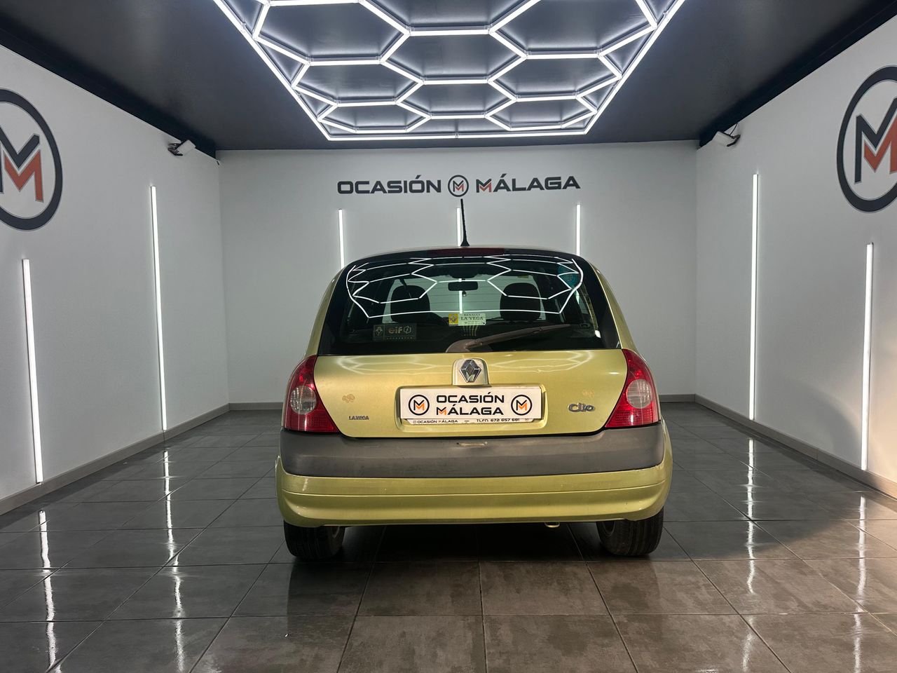 Renault Clio Yahoo! 1.2 16v 75 5p 202.000Km - Foto 2 