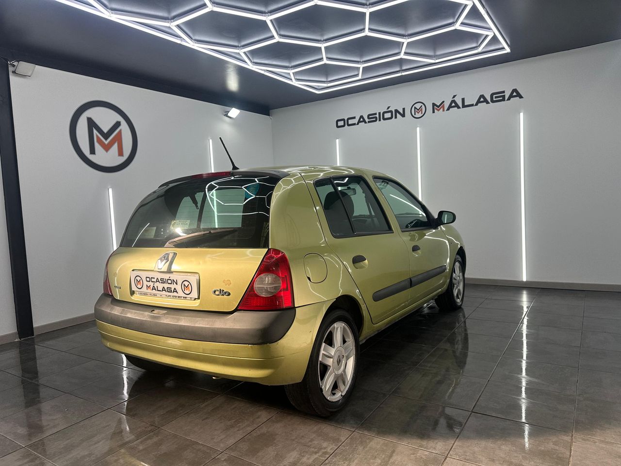 Renault Clio Yahoo! 1.2 16v 75 5p 202.000Km - Foto 2 