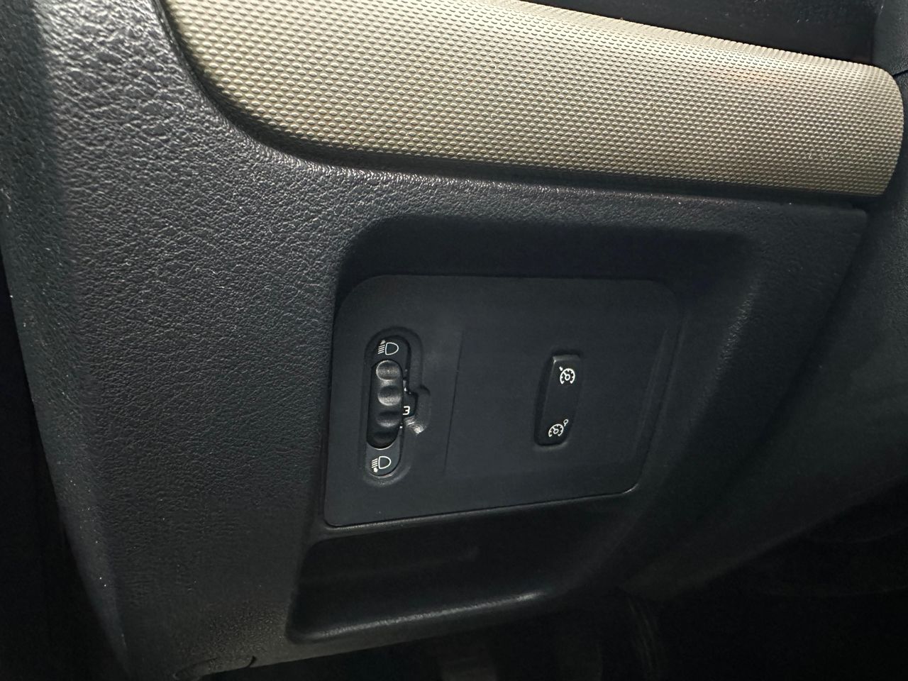 Renault Clio Yahoo! 1.2 16v 75 5p 202.000Km - Foto 2 