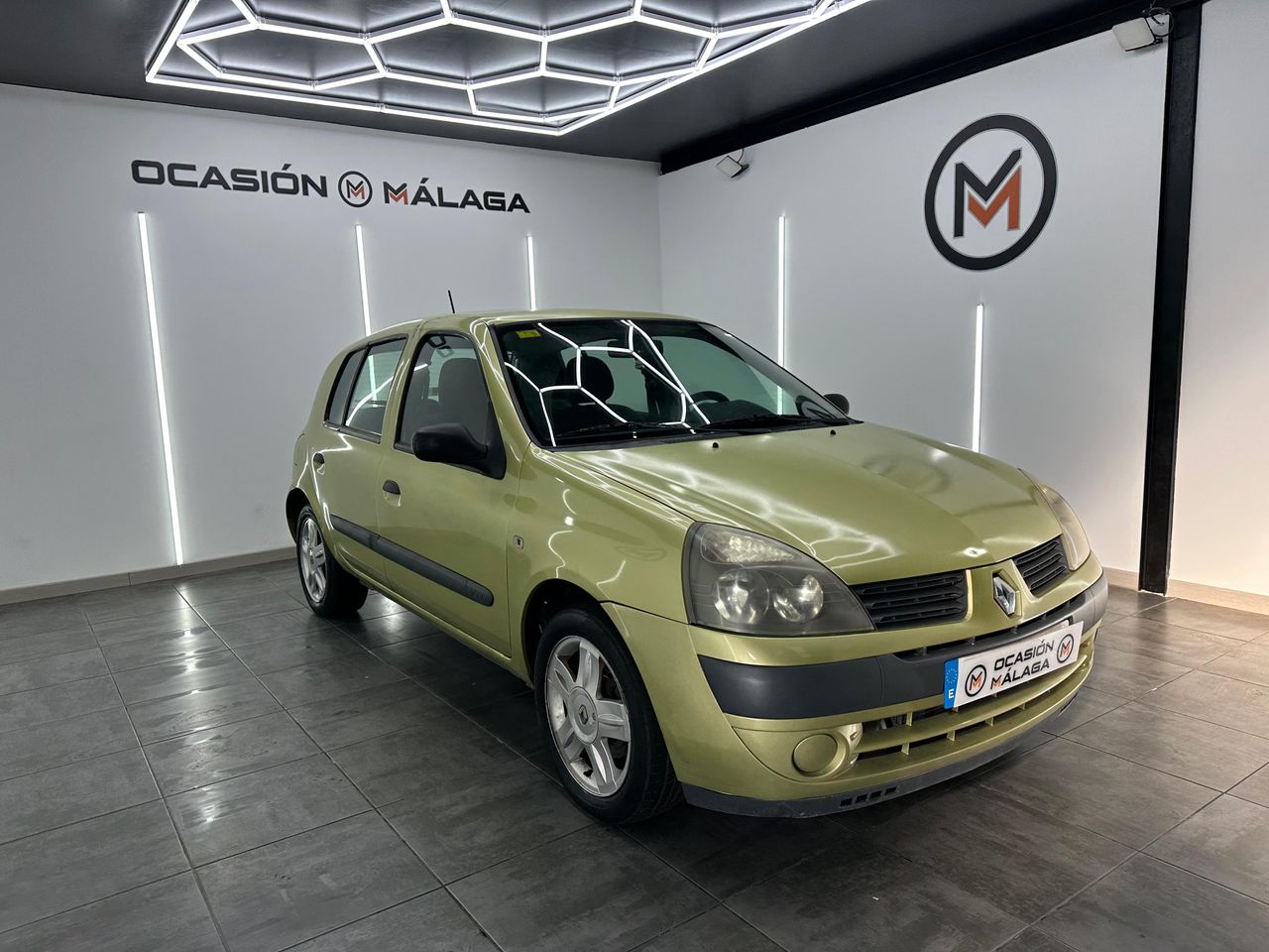 Renault Clio Yahoo! 1.2 16v 75 5p 202.000Km - Foto 2 