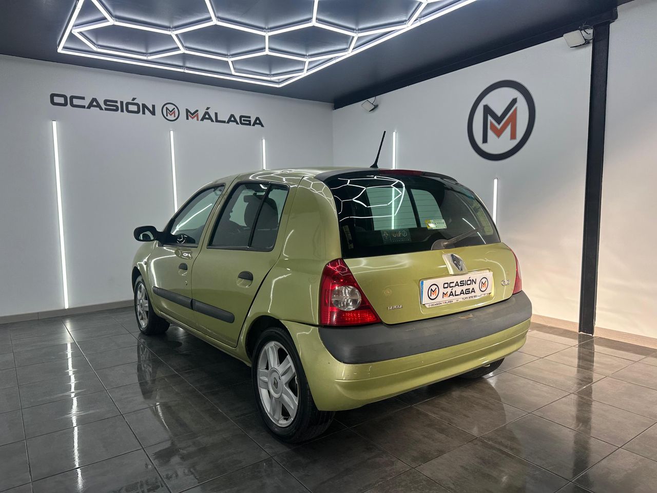 Renault Clio Yahoo! 1.2 16v 75 5p 202.000Km - Foto 2 