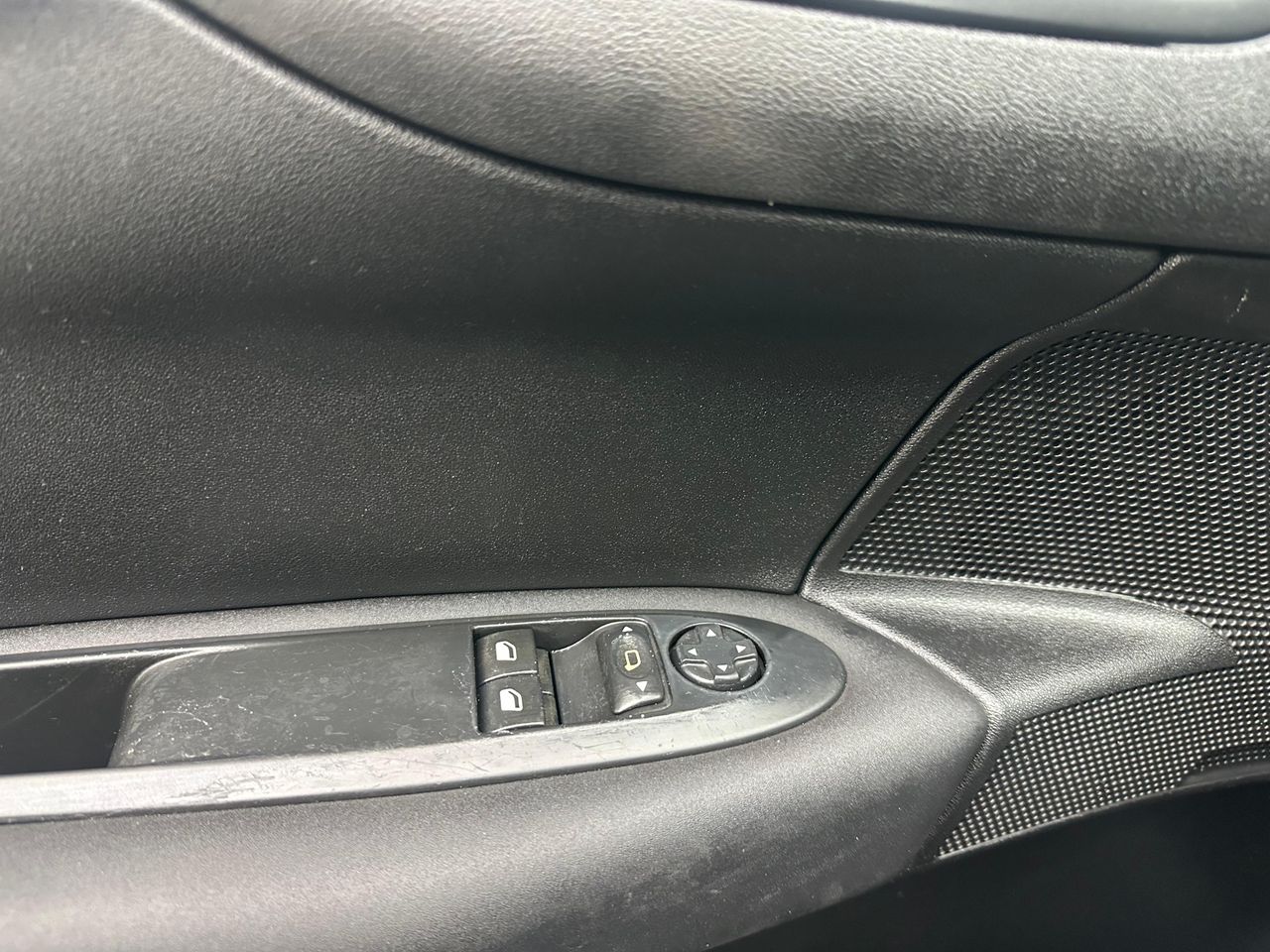 Citroën C4 BlueHDi 100 Live Edition 100Cv - 176.000Km - Foto 2 