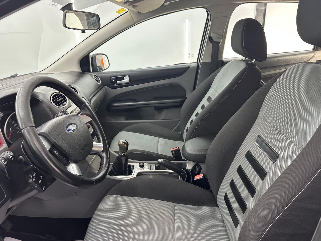 Ford Focus 1.6 TDCi 109 Trend Sportbreak 189.000Km - Foto 2 