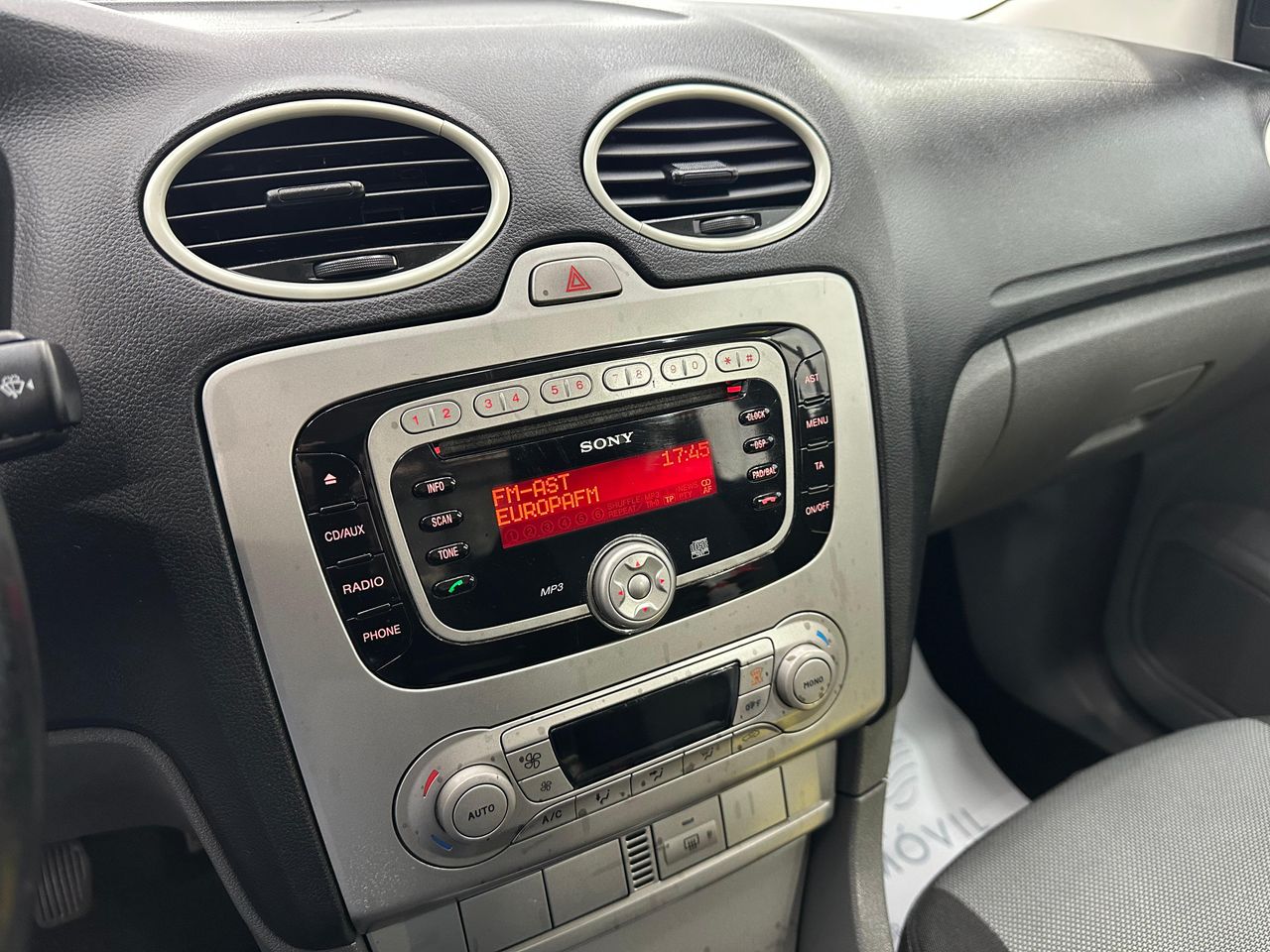 Ford Focus 1.6 TDCi 109 Trend Sportbreak 189.000Km - Foto 2 