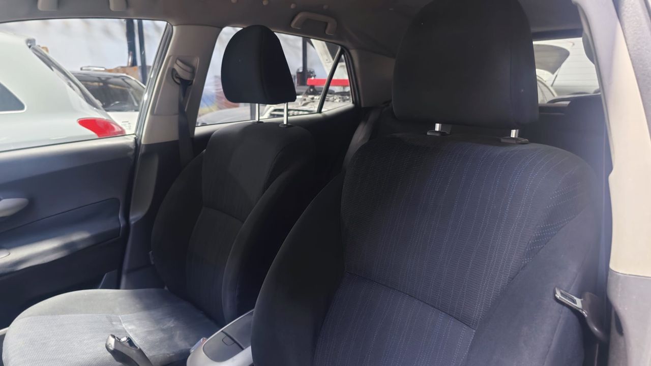 Toyota Auris 2.0 D-4D Sol Único propietario  - 273.000Km - Foto 2 