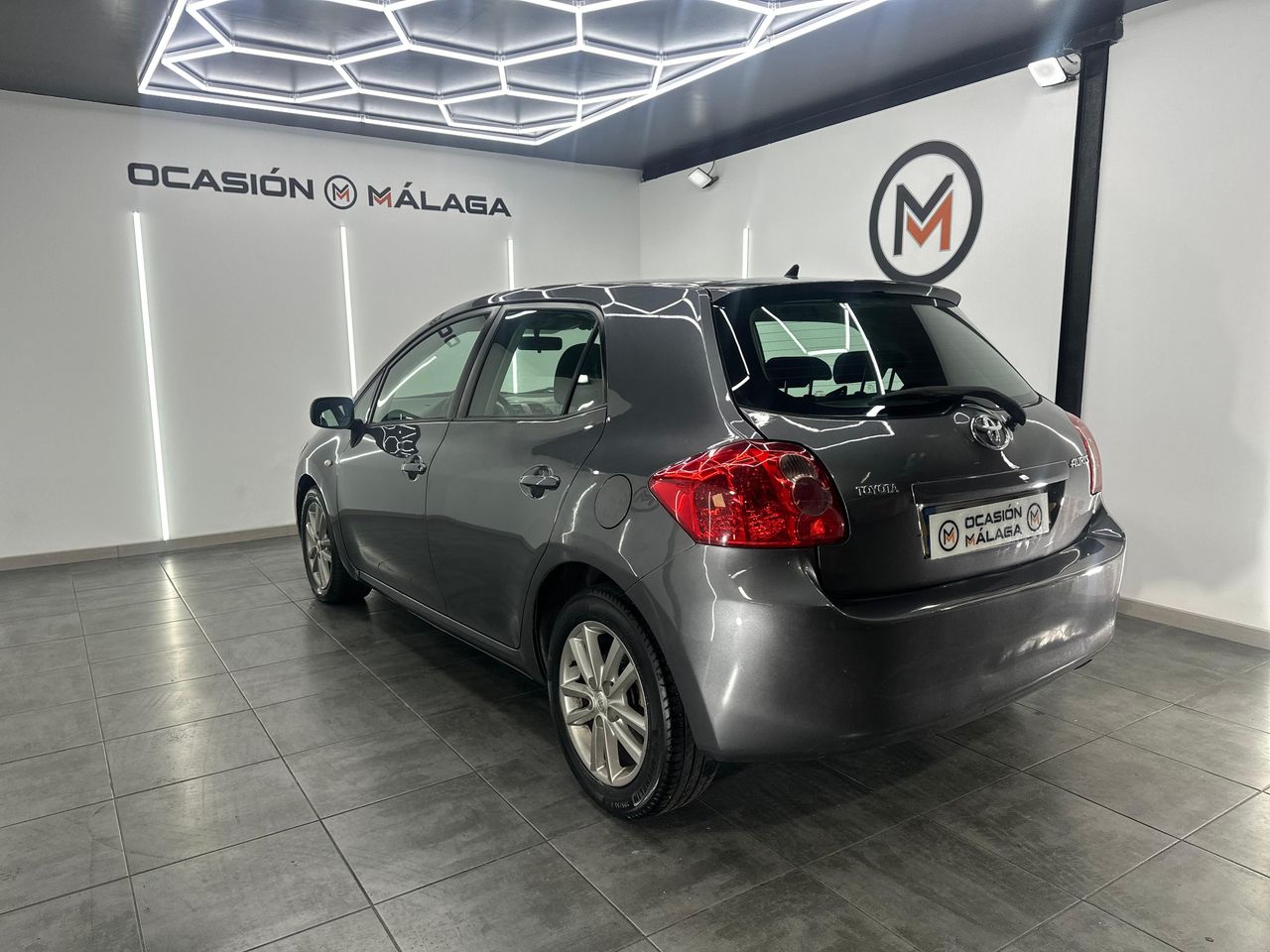 Toyota Auris 2.0 D-4D Sol Único propietario  - 273.000Km - Foto 2 