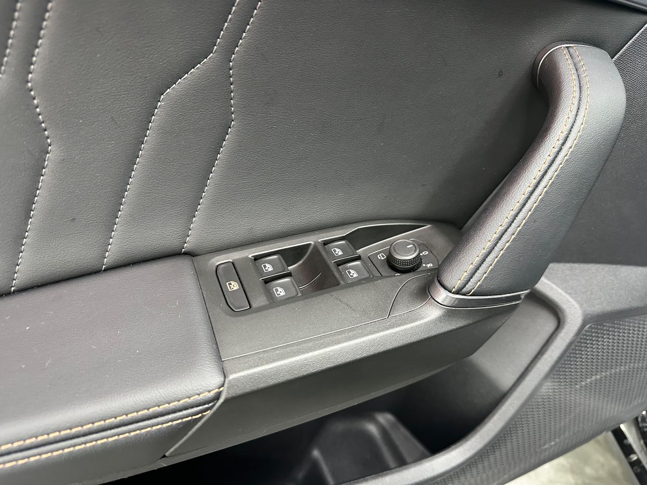 Cupra León SP 1.5 eTSI 110kW (150CV) DSG Tech Ed Nacional  - 34.600Km - Foto 2 