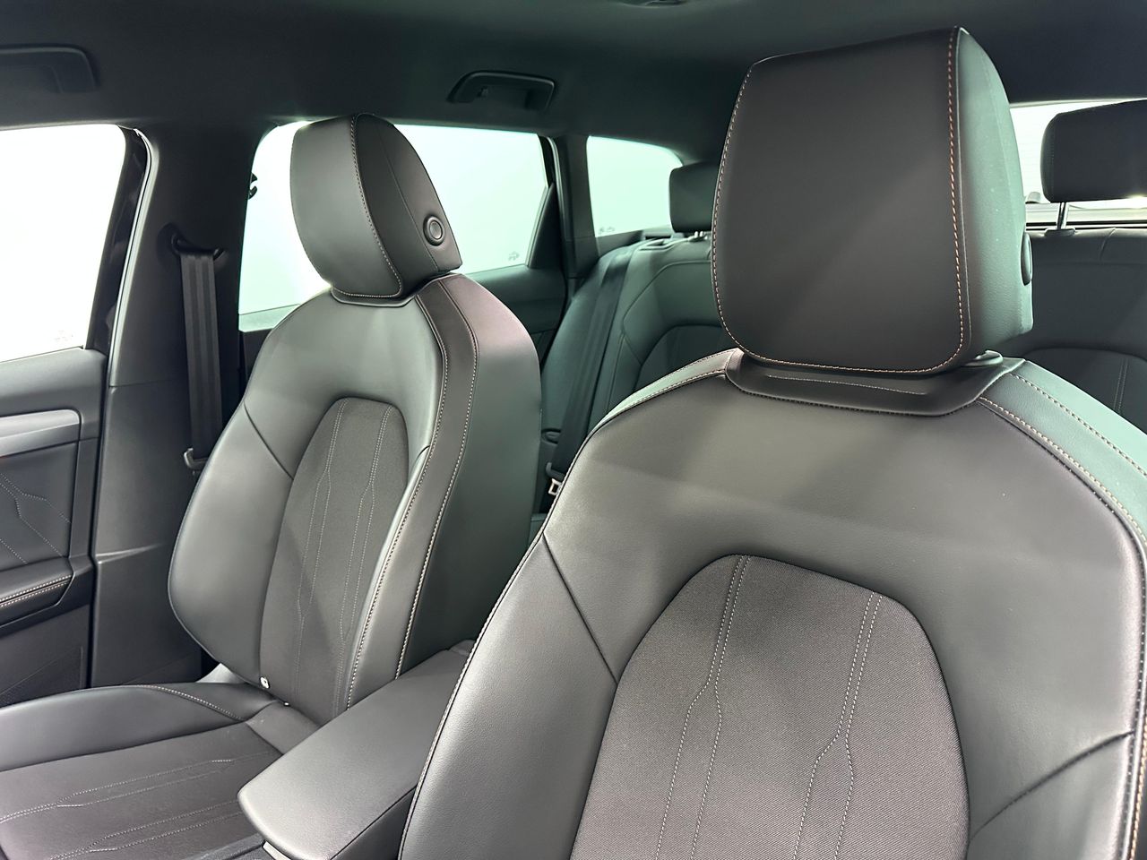 Cupra León SP 1.5 eTSI 110kW (150CV) DSG Tech Ed Nacional  - 34.600Km - Foto 2 