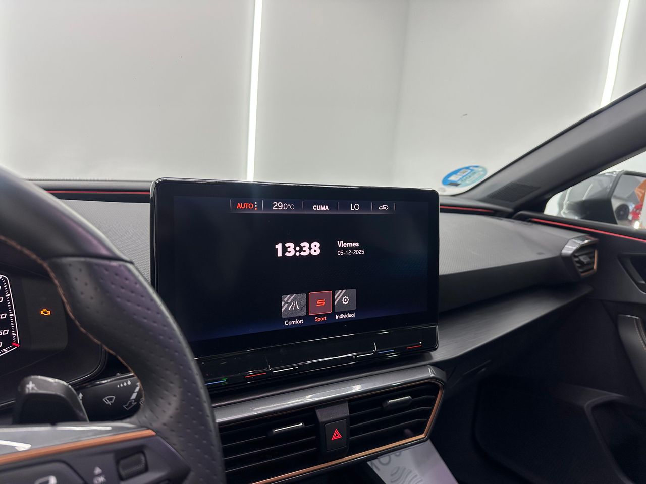 Cupra León SP 1.5 eTSI 110kW (150CV) DSG Tech Ed Nacional  - 34.600Km - Foto 2 