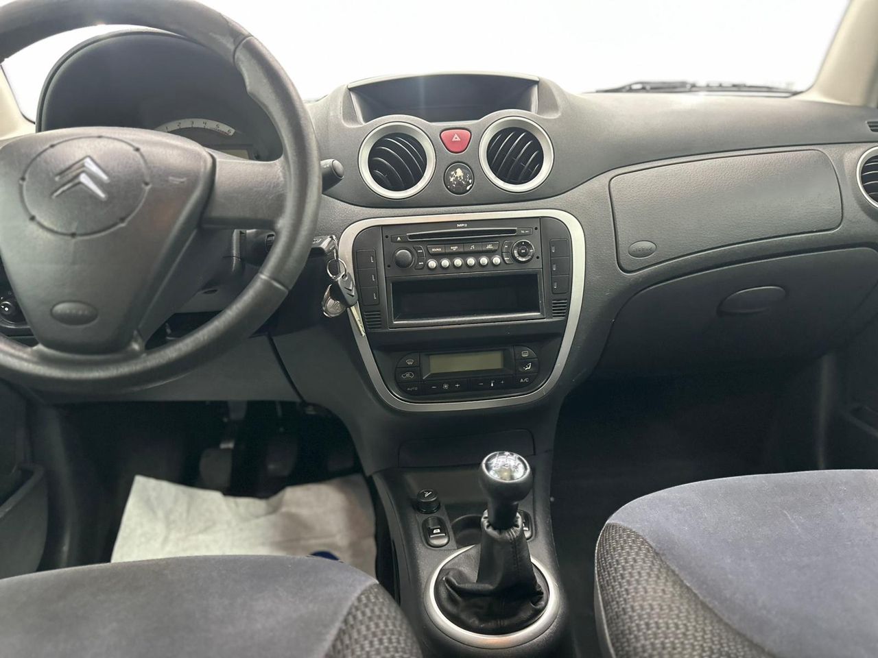 Citroën C3 1.4 HDi Cool - Foto 2 