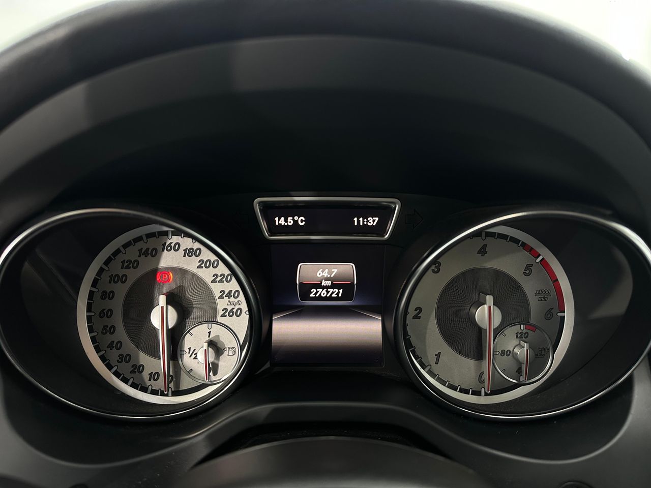 Mercedes Clase CLA CLA 200 CDI AMG Line Nacional 136Cv - 2 años Garantia - Foto 2 