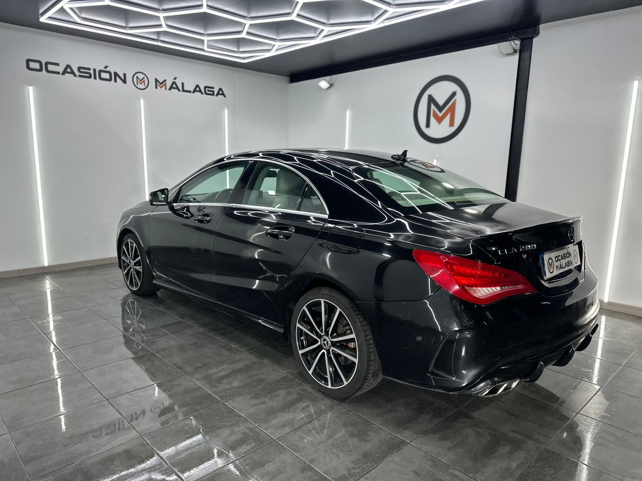 Mercedes Clase CLA CLA 200 CDI AMG Line Nacional 136Cv - 2 años Garantia - Foto 2 