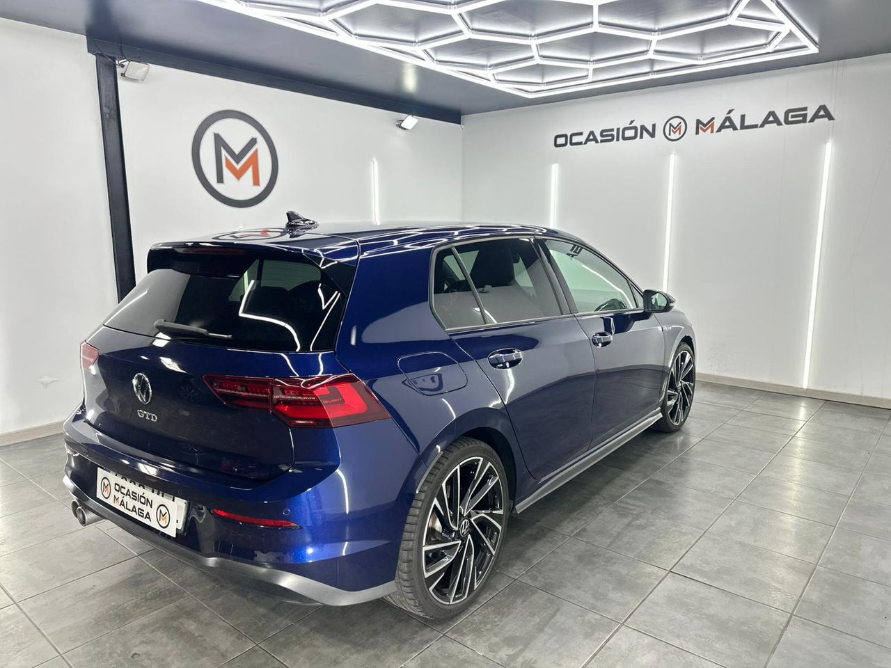 Volkswagen Golf GTD 2.0 TDI (200CV) DSG HISTORIAL  - 92.000KM - Foto 2 