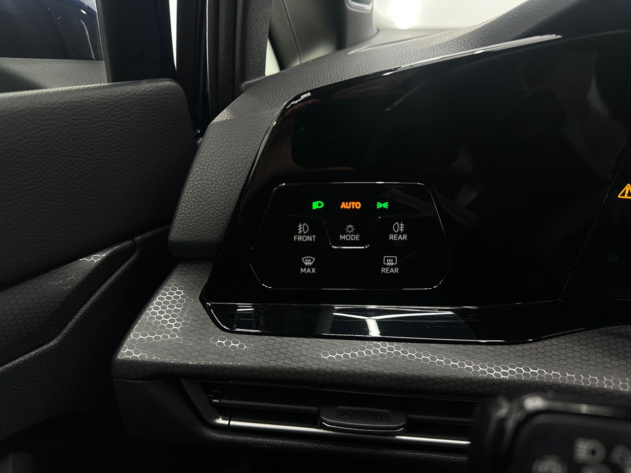 Volkswagen Golf GTD 2.0 TDI (200CV) DSG HISTORIAL  - 92.000KM - Foto 2 