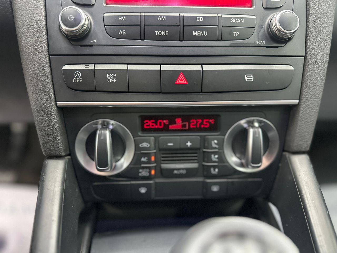 Audi A3 1.6 TDI 105cv Attraction Nacional - 172.000Km - Foto 2 