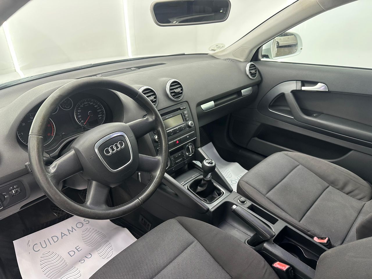 Audi A3 1.6 TDI 105cv Attraction Nacional - 172.000Km - Foto 2 
