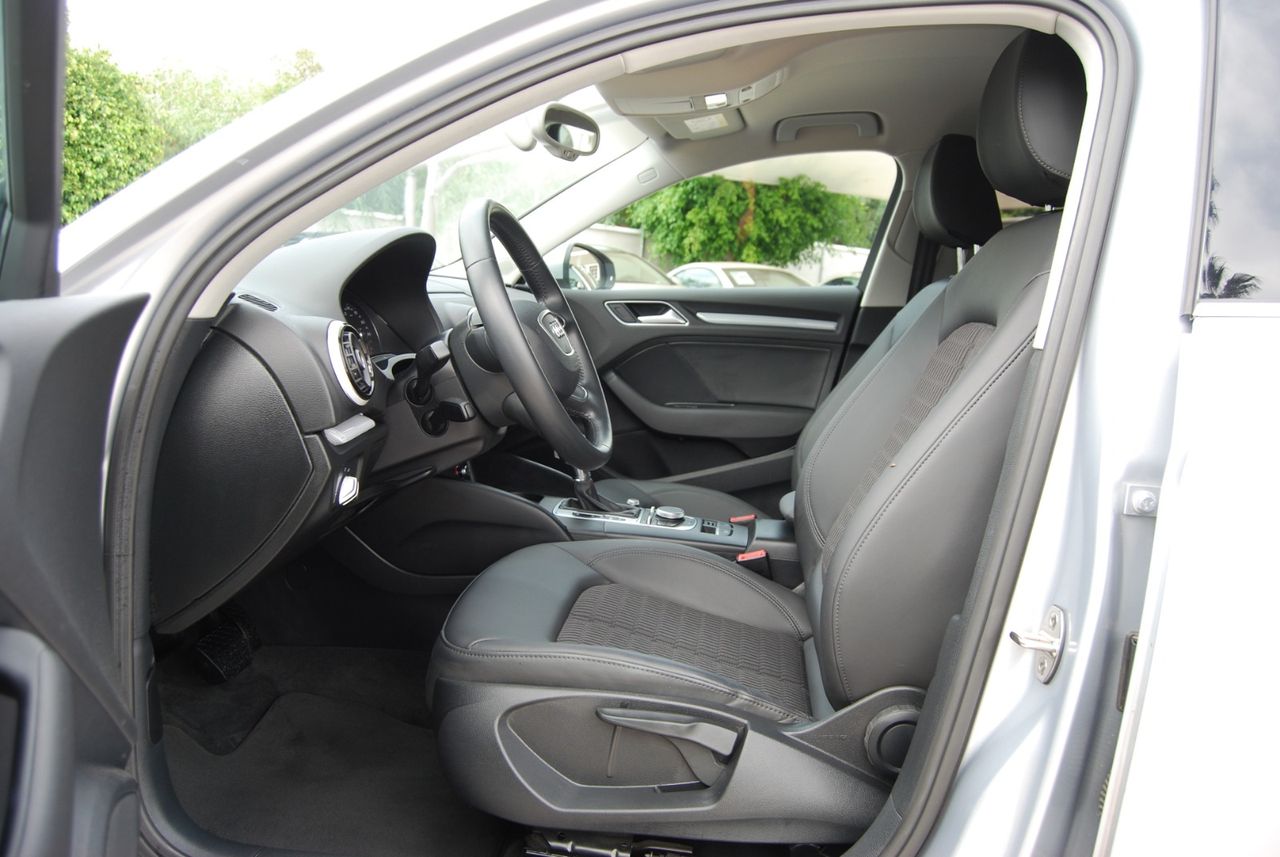 Audi A3 1.6 TDI 85kW (116CV) Sedan Nacional Sline - Foto 2 